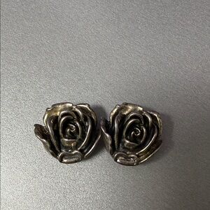 Elegant Rose-Shaped Silver Earrings